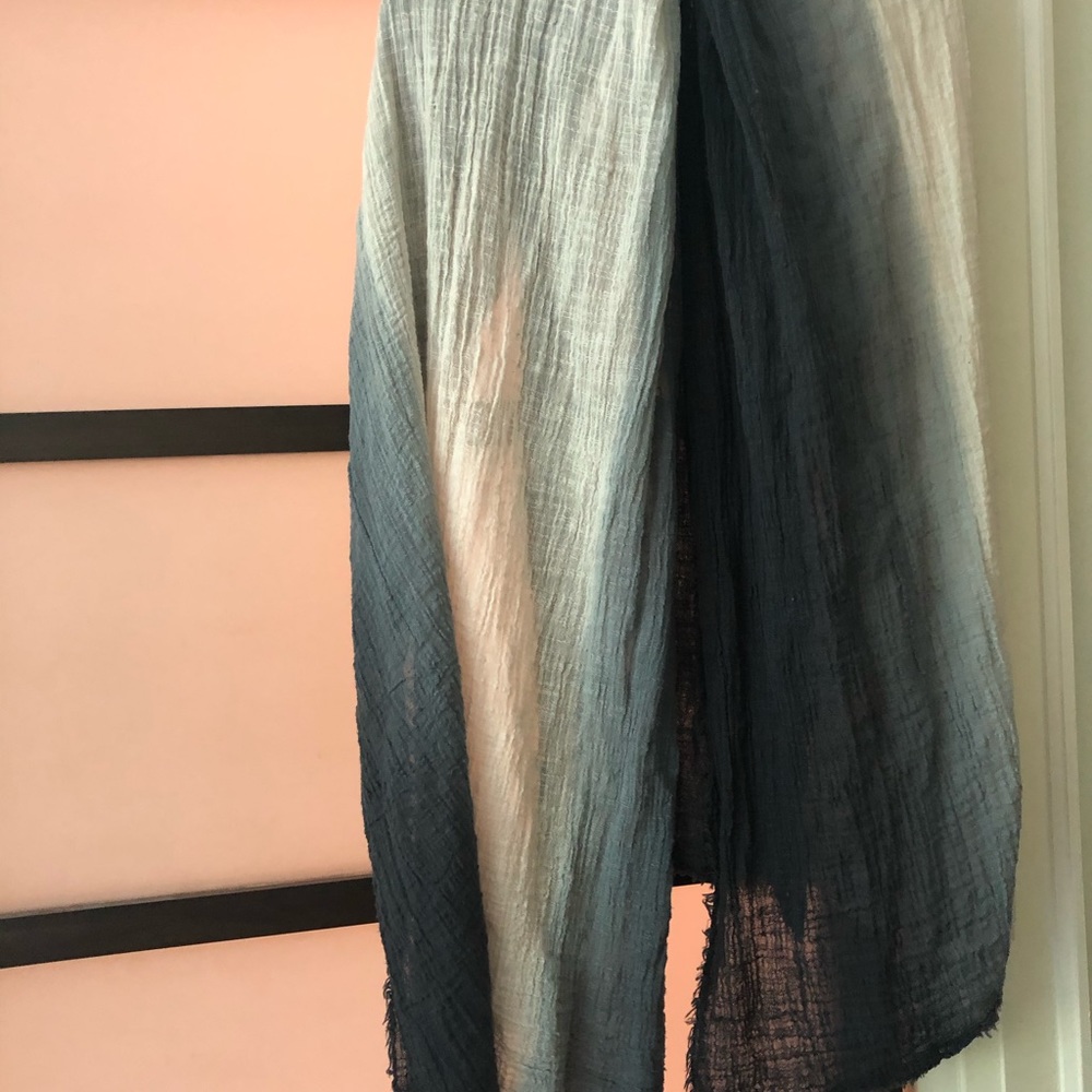 Wrap - Picture 2 of 5